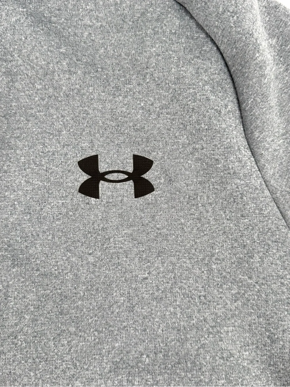 Under Armour clean versatile